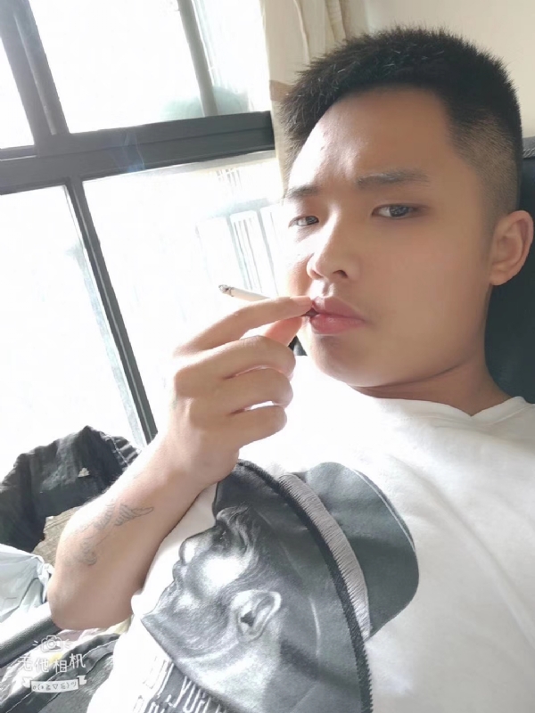 比比曾_的第三张照片--百色相亲服务中心