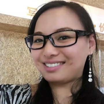 蕊倪的第一张照片--百色相亲服务中心