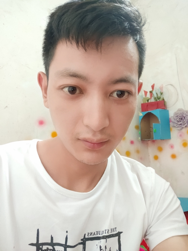 笑对人生的第一张照片--百色相亲服务中心