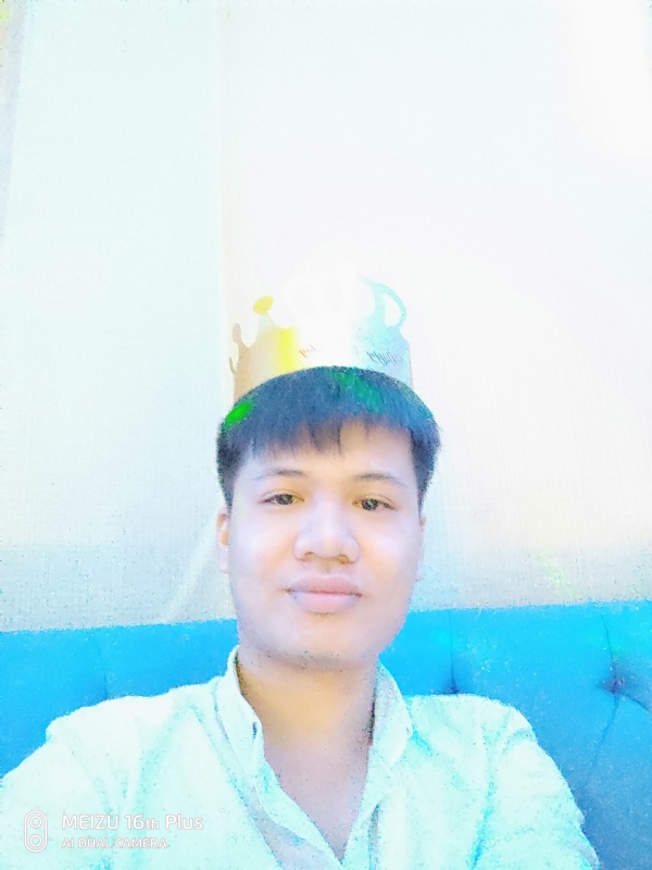 寻找另一半的第一张照片--百色相亲服务中心