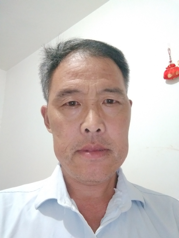 邹学辉的第二张照片--百色相亲服务中心