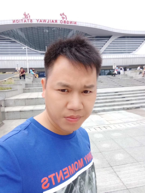 笑对人生的第一张照片--百色相亲服务中心