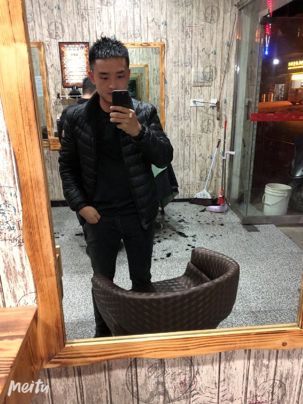 知足常乐的第三张照片--百色相亲服务中心