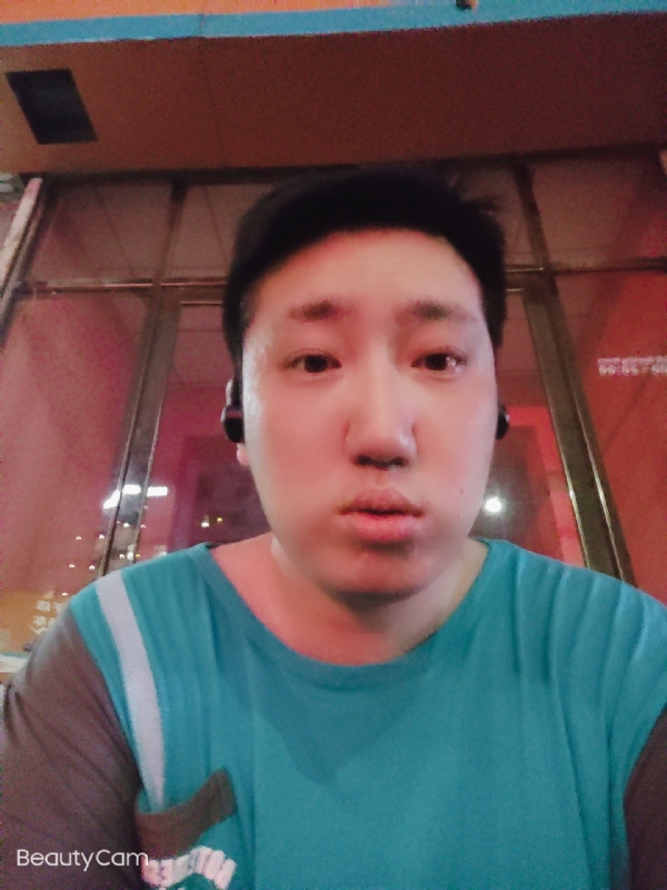 夜月星辰的第一张照片--百色相亲服务中心