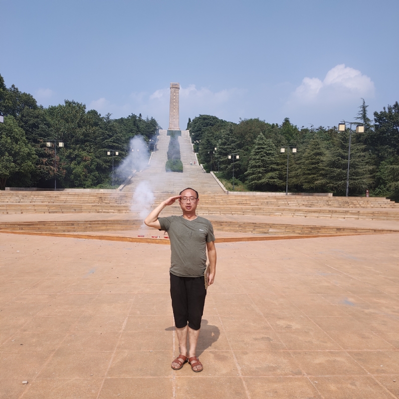 不惑的第一张照片--百色相亲服务中心