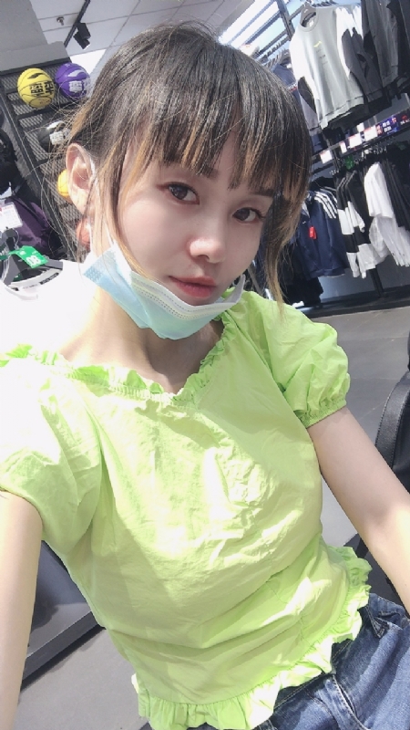 婀娜袅袅的第一张照片--百色相亲服务中心