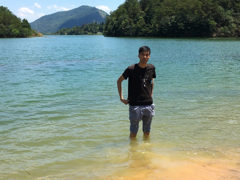 惜缘的第一张照片--百色相亲服务中心