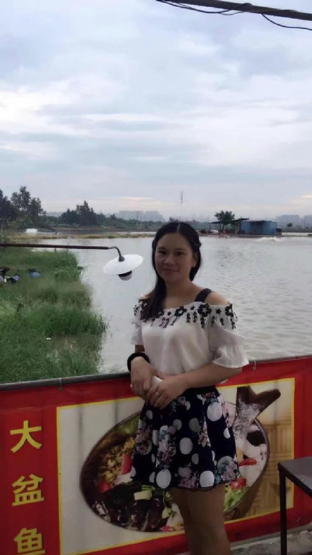 莹莹的第一张照片--百色相亲服务中心