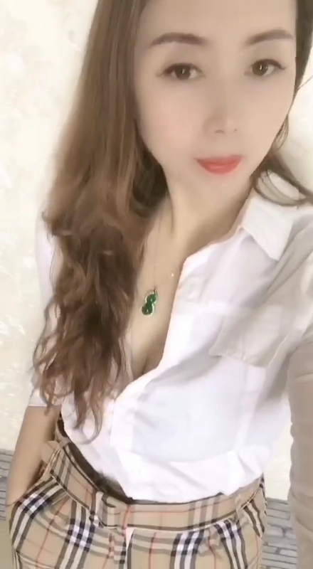 雨蝶的第一张照片--百色相亲服务中心