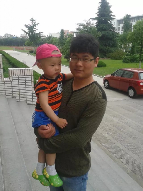 秦时明月的第一张照片--百色相亲服务中心