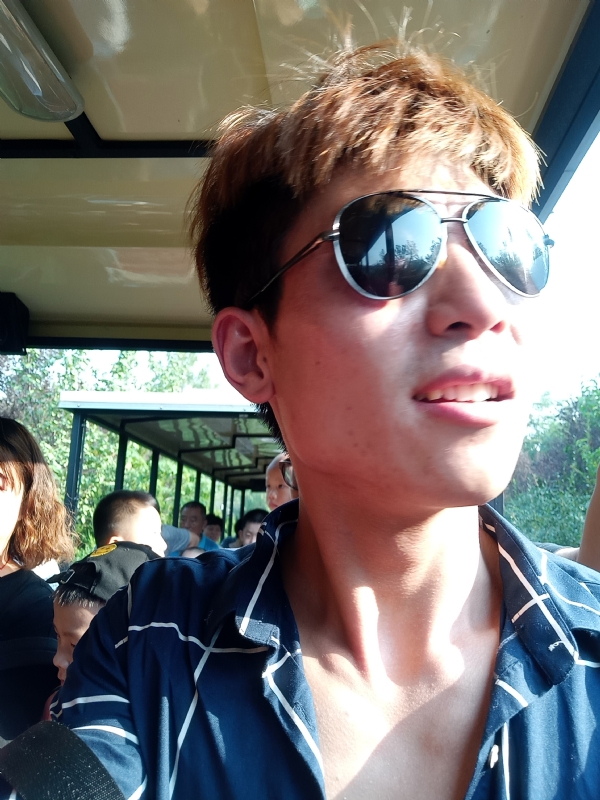 缘来是妳的第一张照片--百色相亲服务中心