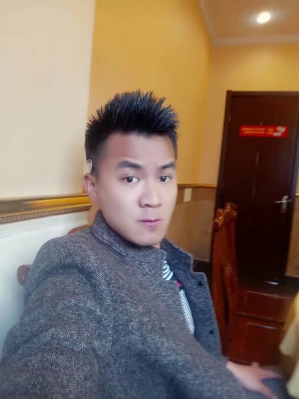 只为等你的第三张照片--百色相亲服务中心