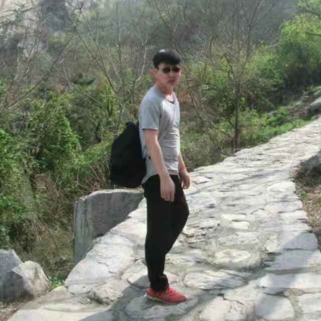 薛俊贤的第一张照片--百色相亲服务中心