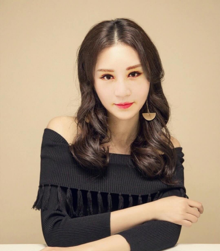 如梦的第一张照片--百色相亲服务中心