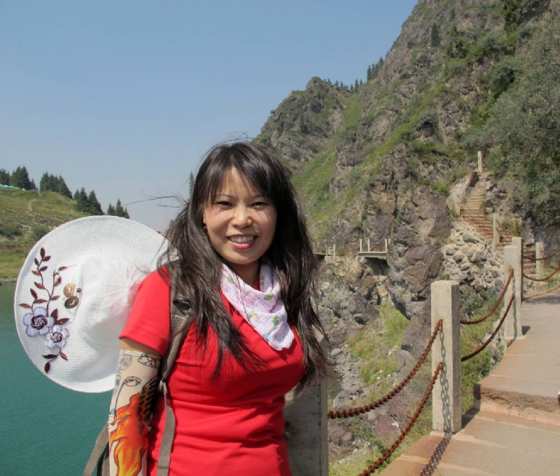 惊虹的第一张照片--百色相亲服务中心