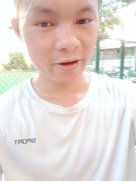 楠呐的第一张照片--百色相亲服务中心