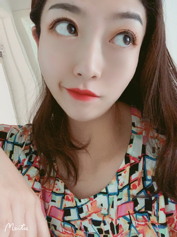 小布丁的第一张照片--百色相亲服务中心