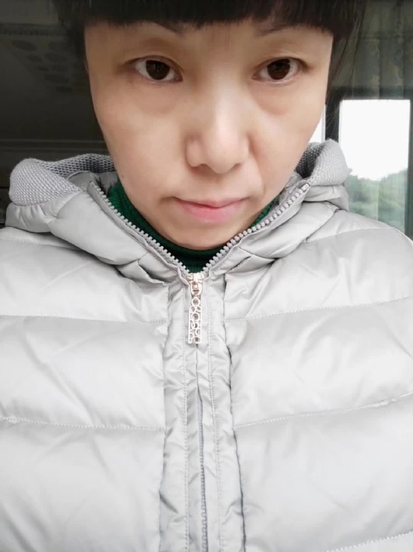 一抹幽蓝的第一张照片--百色相亲服务中心