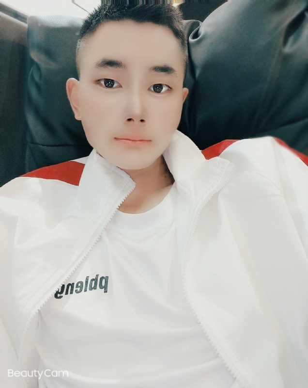 平凡的世界的第一张照片--百色相亲服务中心