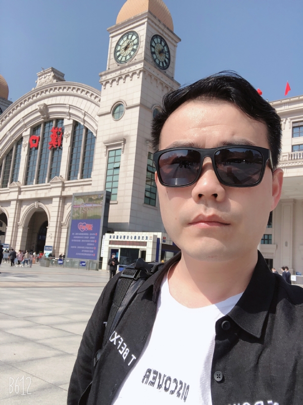 楚河畔的第一张照片--百色相亲服务中心