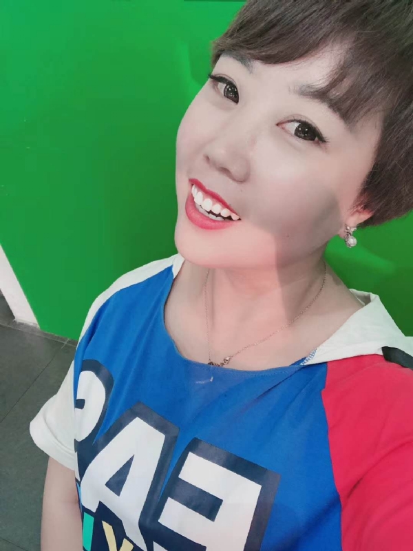 青青子衿的第一张照片--百色相亲服务中心