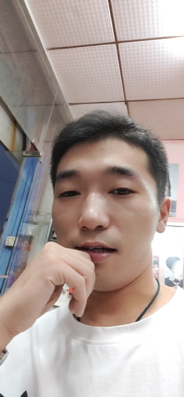 须臾数年的第五张照片--百色相亲服务中心