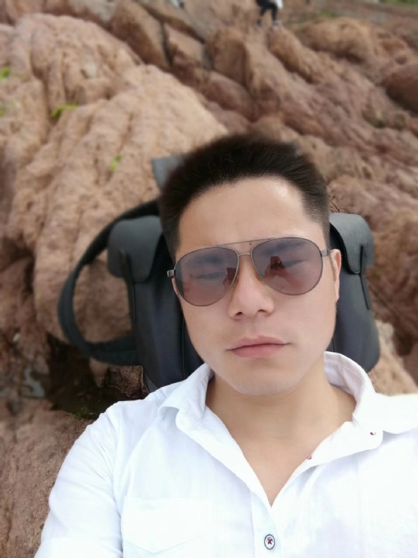 易听的第二张照片--百色相亲服务中心