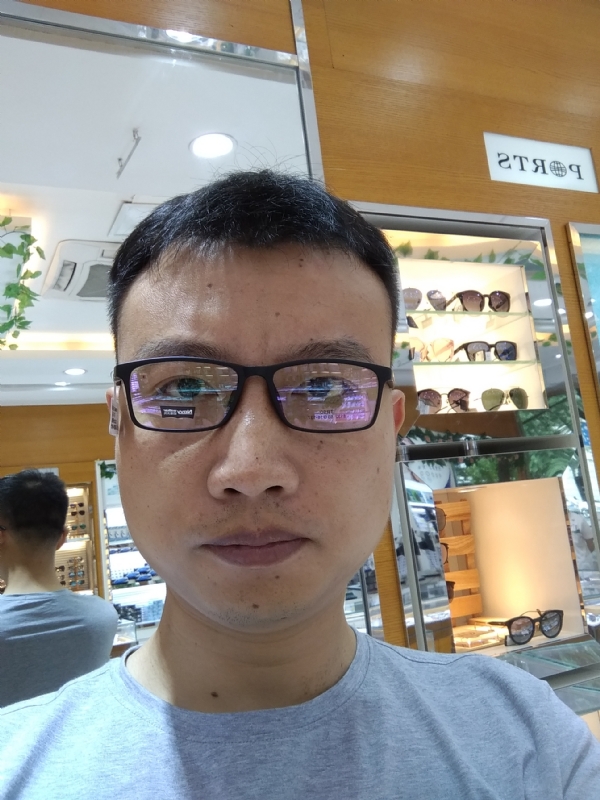 冰羽蓝的第一张照片--百色相亲服务中心