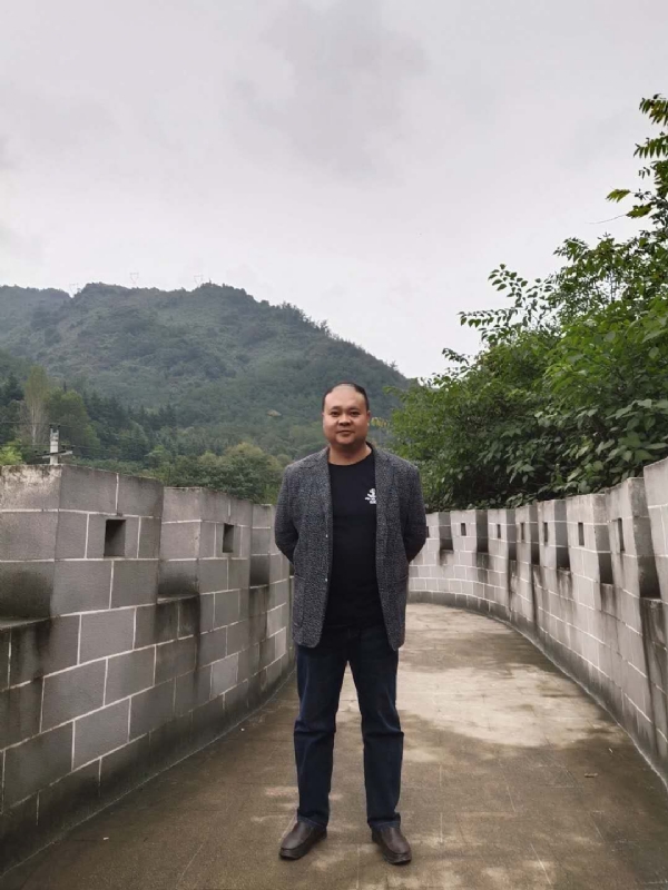 玉竹的第一张照片--百色相亲服务中心