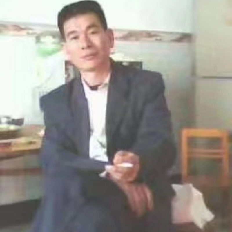 阳光照耀的第一张照片--百色相亲服务中心