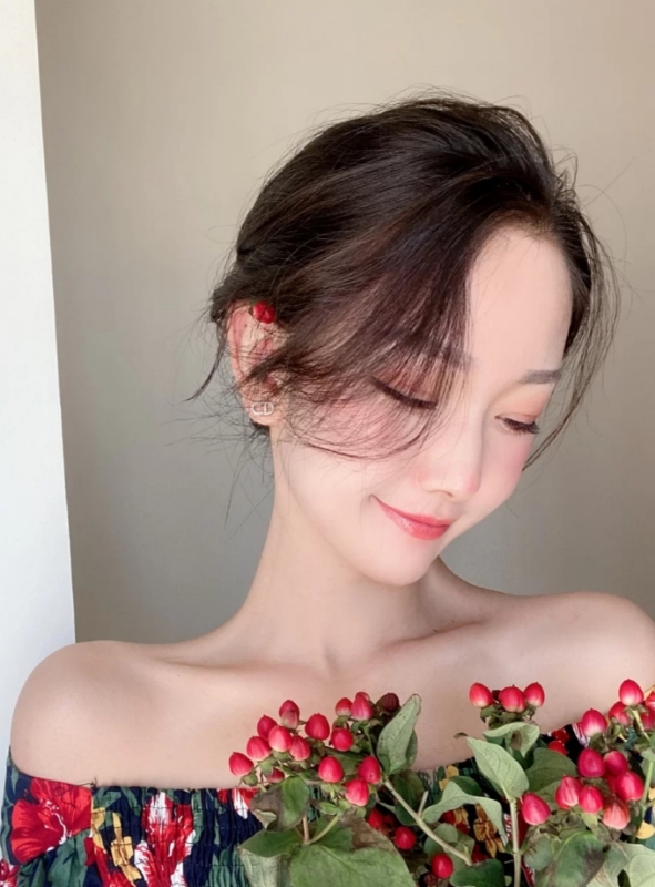 小诗vanessa的第二张照片--百色相亲服务中心