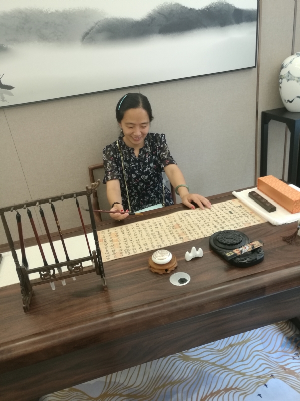 anna的第一张照片--百色相亲服务中心