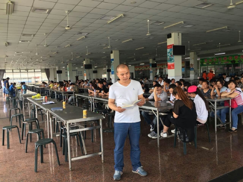 人在旅途的第二张照片--百色相亲服务中心