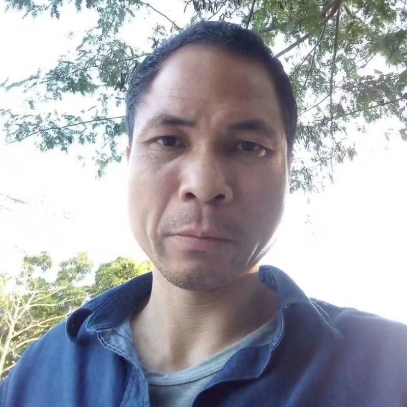 老钟的第一张照片--百色相亲服务中心