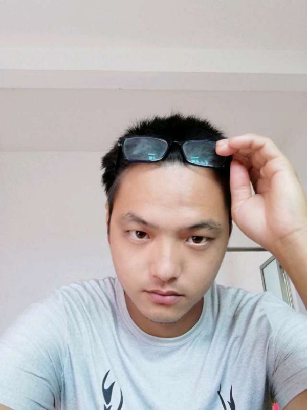 坤坤的第一张照片--百色相亲服务中心