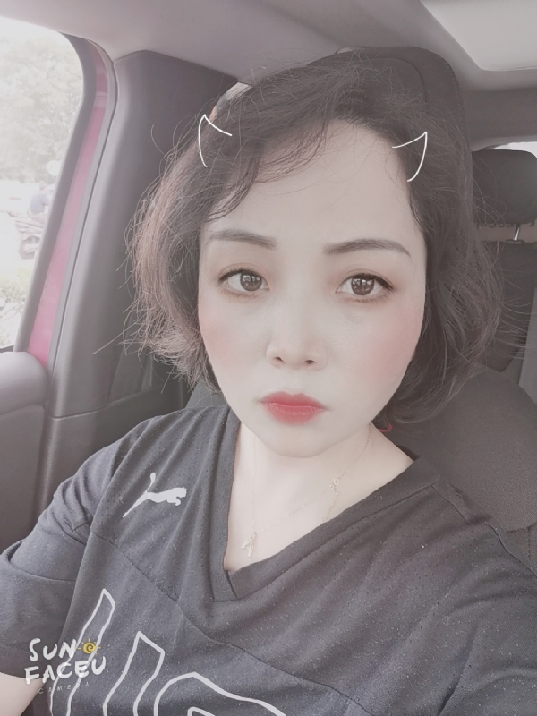 灰太狼姐姐的第一张照片--百色相亲服务中心