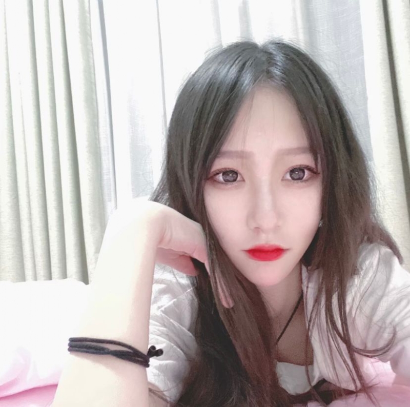 夢怡的第一张照片--百色相亲服务中心