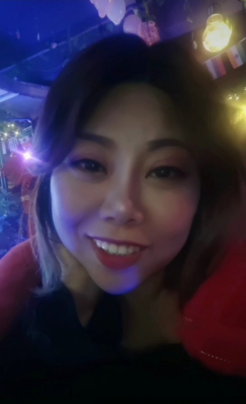 收快递的费仙女的第一张照片--百色相亲服务中心