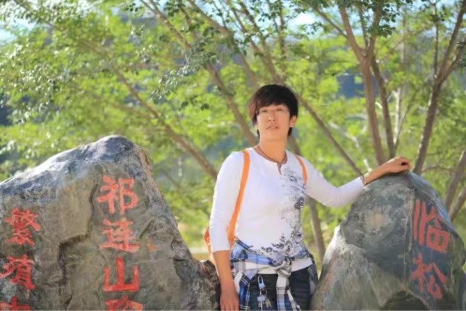 弱水河边青春草的第一张照片--百色相亲服务中心