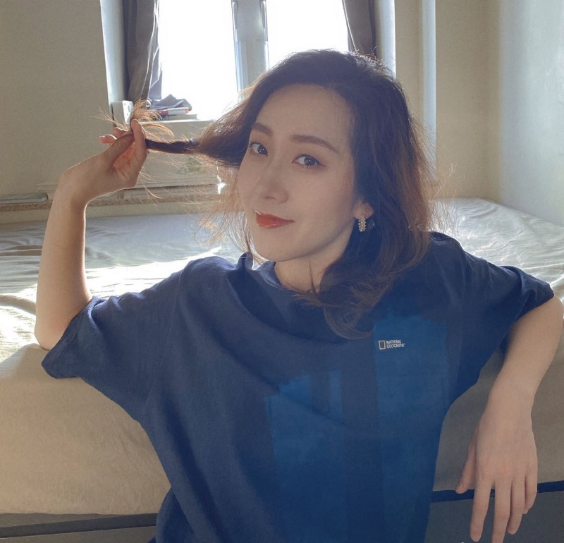 李雯雪的第三张照片--百色相亲服务中心