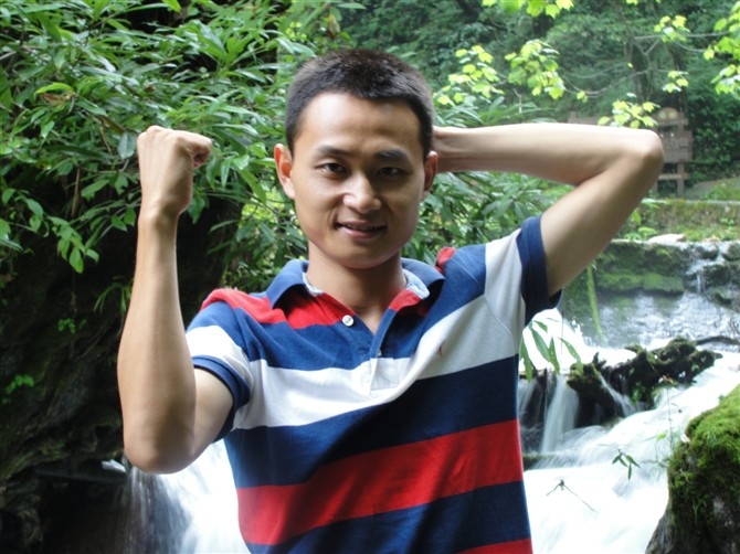 阿汤的第一张照片--百色相亲服务中心