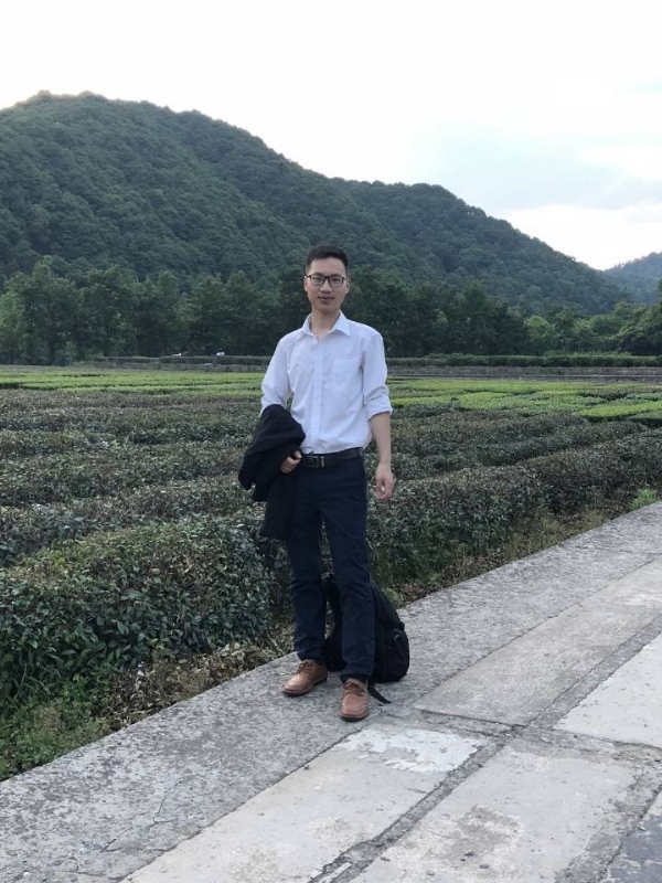 盛夏果实的第一张照片--百色相亲服务中心