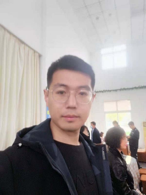 开心的你的第二张照片--百色相亲服务中心