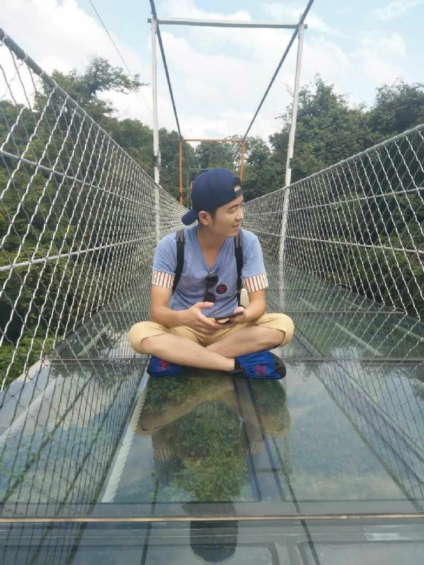 李青的第一张照片--百色相亲服务中心