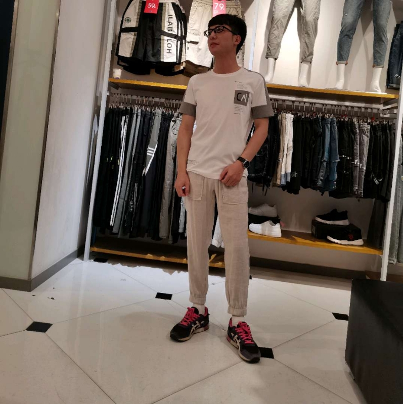 展昭的第四张照片--百色相亲服务中心