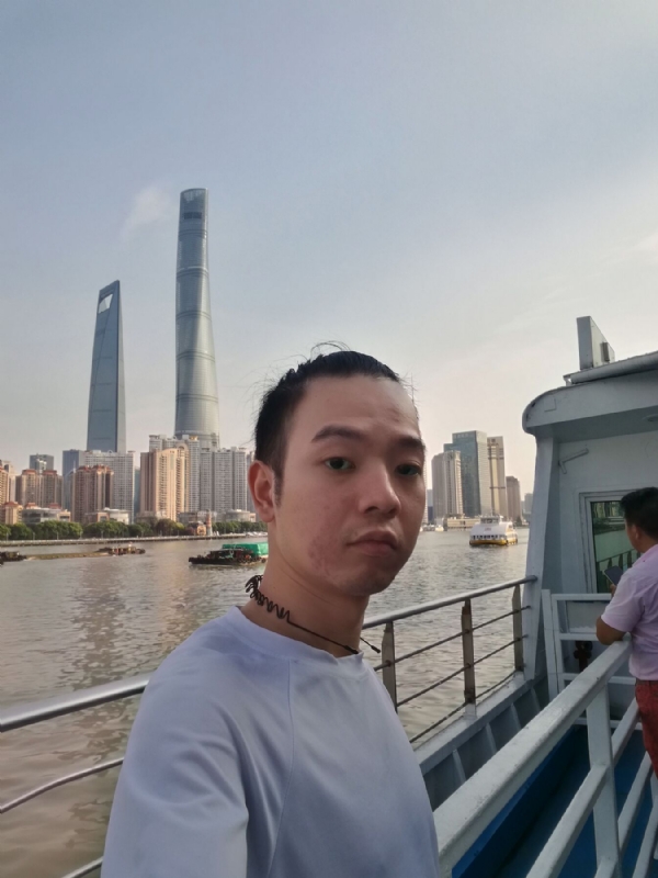 寻找爱情的孤单的第一张照片--百色相亲服务中心