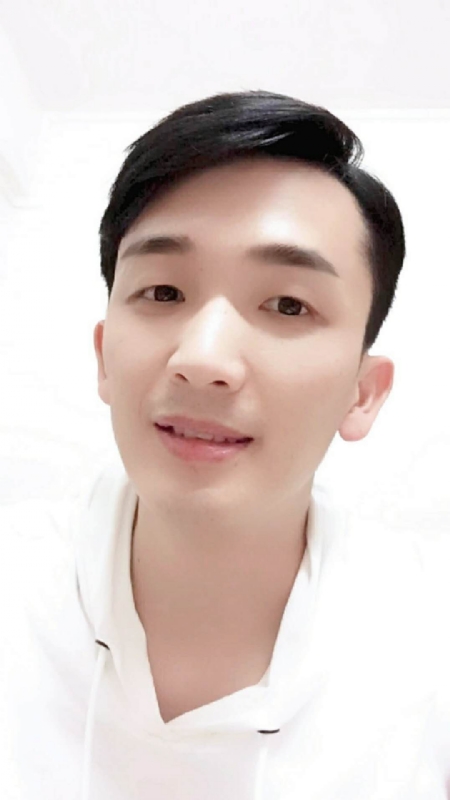 小锕方的第一张照片--百色相亲服务中心