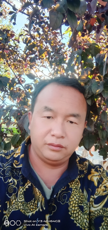 战狼的第一张照片--百色相亲服务中心