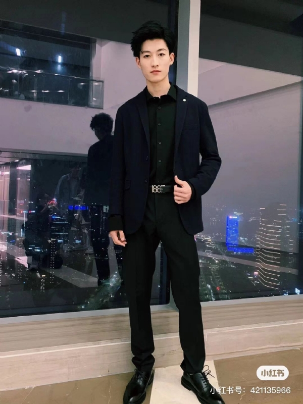 请来爱我的第二张照片--百色相亲服务中心