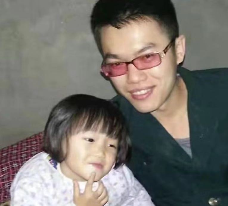 咖啡泡茶的第一张照片--百色相亲服务中心